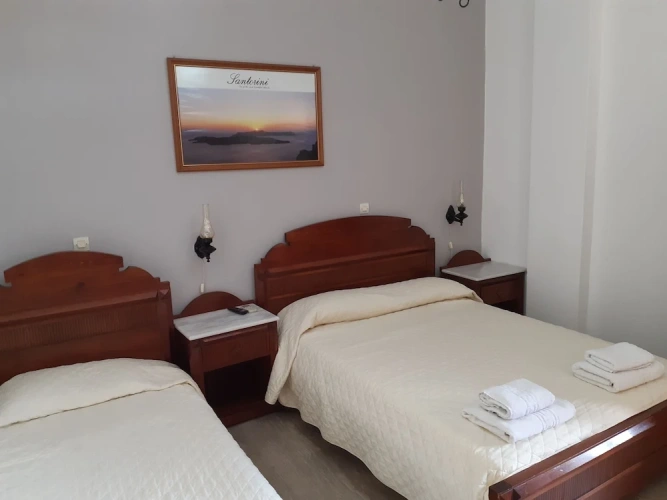 Standard Triple room with balcony