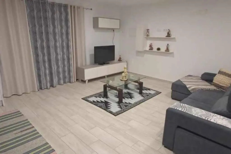 Arcos Grand Suites with pool