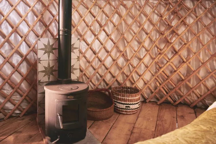 Elf Yurt - Yurtopia