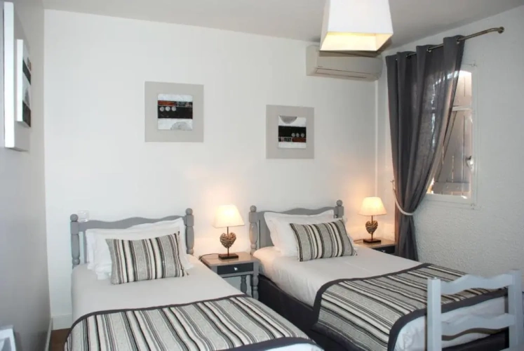Standard Double room with view