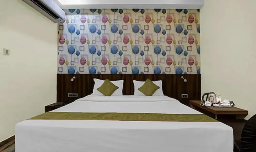 Fabhotel Sam Inn