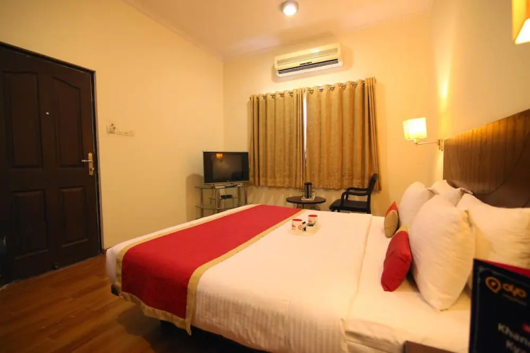 OYO 1920 Hotel Bella Vista