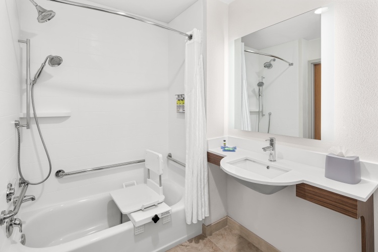 Holiday Inn Express & Suites Palm Bay photo 9