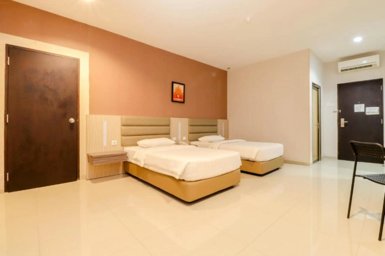 Lovina Inn Hotel Batam