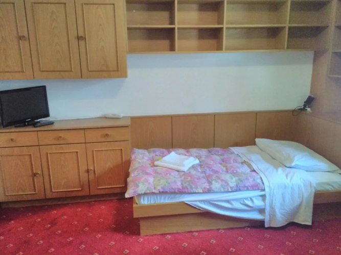 Hotel & Camping Gisser