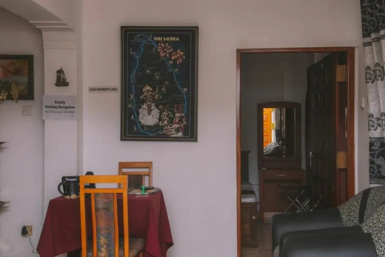 Kandy holiday bungalow