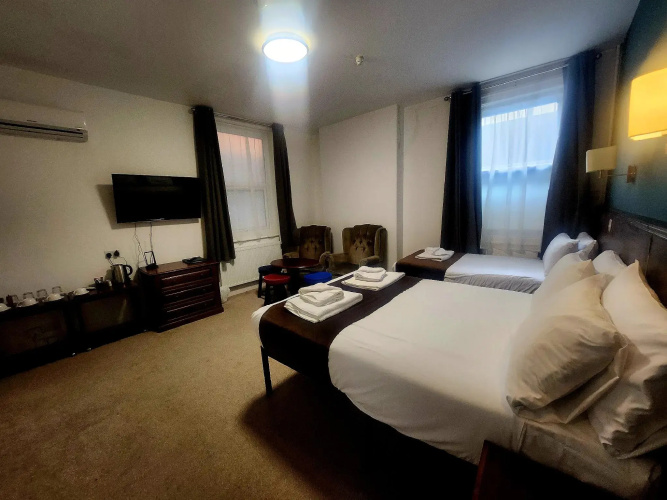 Keppel's Head Hotel