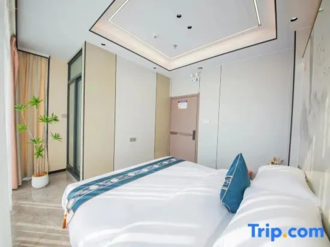 Standard Double room with balcony and with sea view