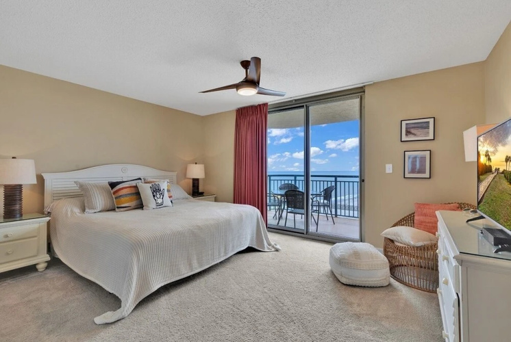 1704 Brighton 2 Bedroom Condo