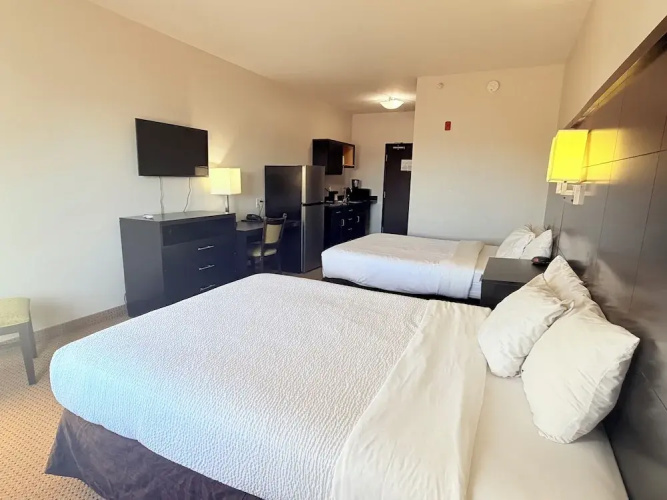 Black Gold Suites Stanley