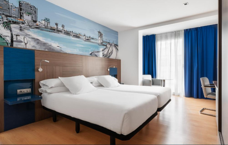 Twin room with view