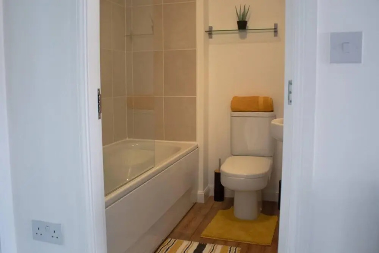 Cosy 2-bed House in Nottingham