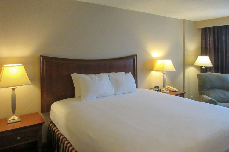 Clarion Inn
