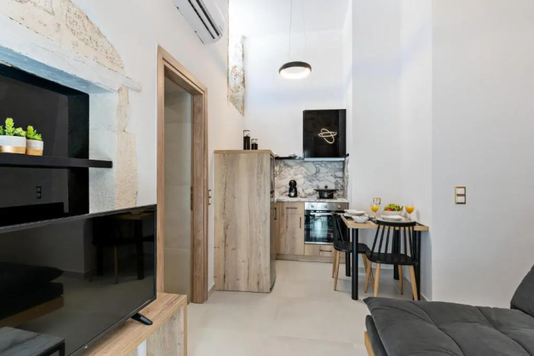 Erotokritos Luxury City Suites