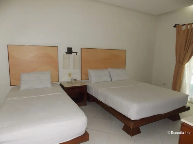 Suite with balcony