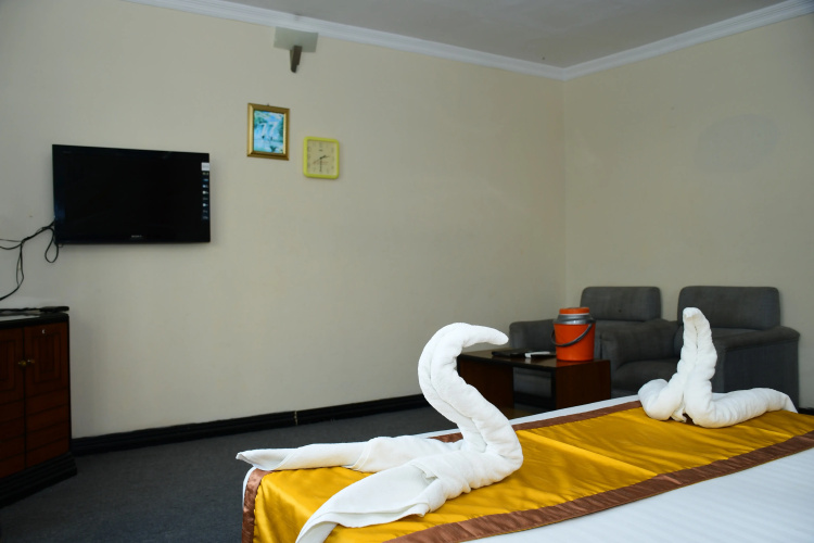 Hotel Dolphin