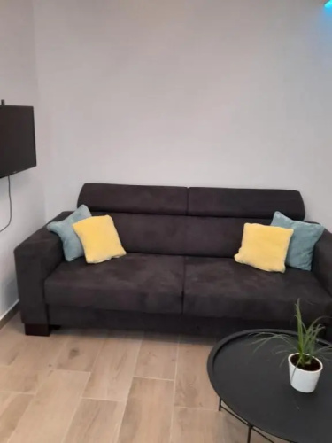 Apartman sa lođom 2+2