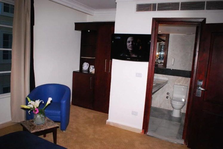 Spectra Inn Hotel Over view