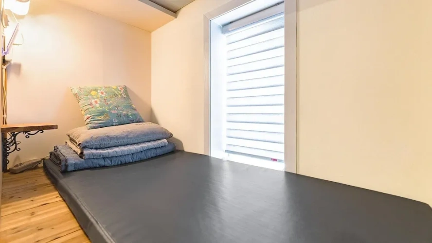 1 Bedroom Bed in Dorm (male dorm)