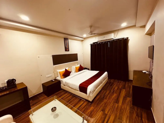 Hotel Lotus Inn