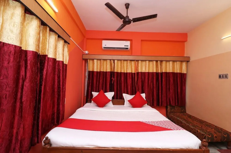 OYO 22610 Ved's Inn