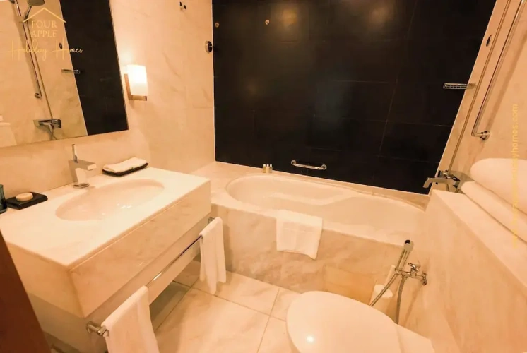 Luxury Suite