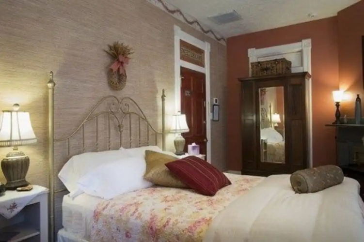 The Magnolia House Inn