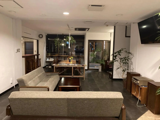 J-Hoppers Beppu Guesthouse ジェイホッパーズ別府ゲストハウス