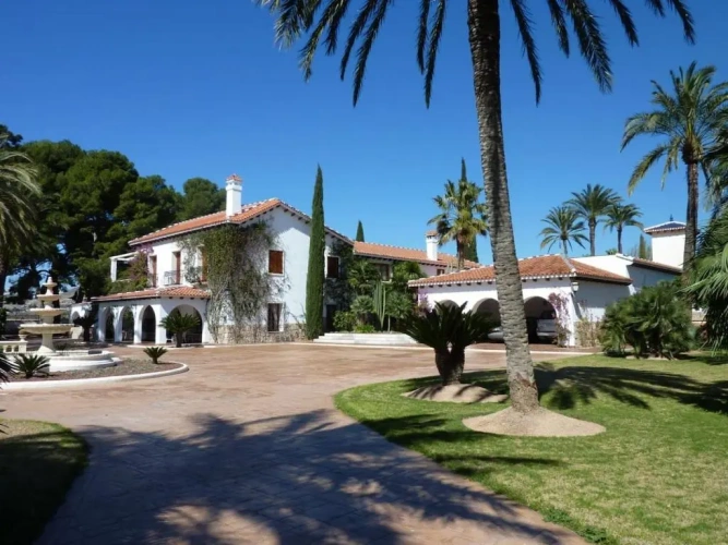 Villa