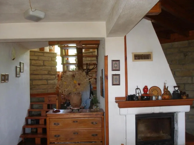 3 Bedrooms Cottage