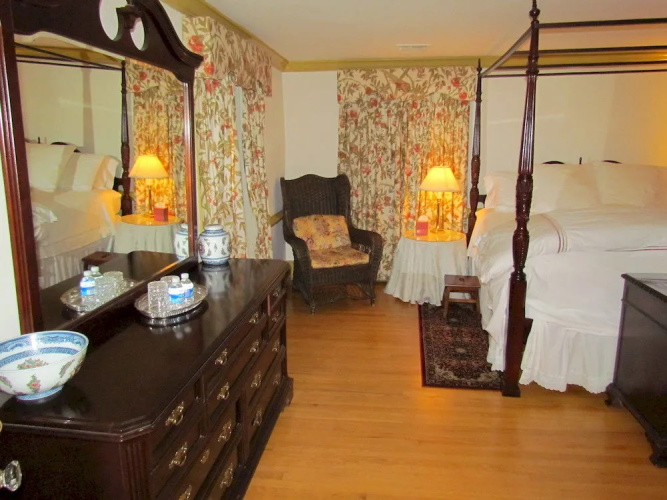 Bridgetown Mill House Restaurant and Inn