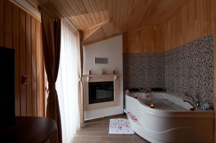 Defne Hotel