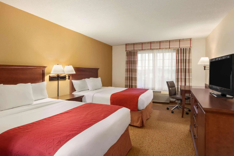 Country Inn & Suites by Radisson, Ames, IA