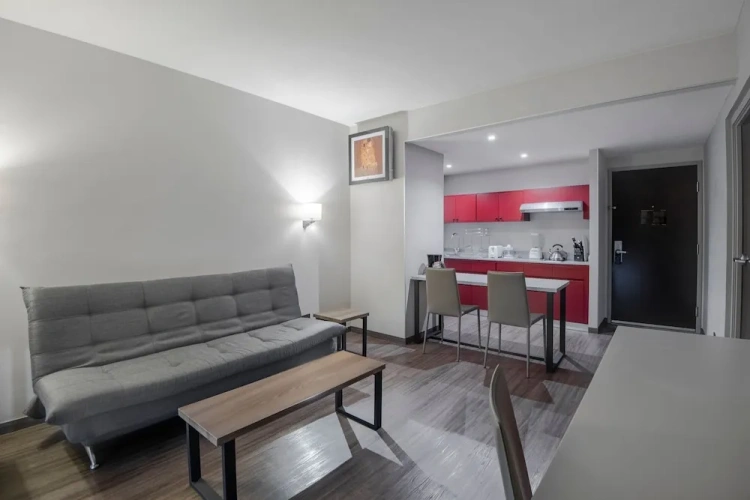 Double Suite