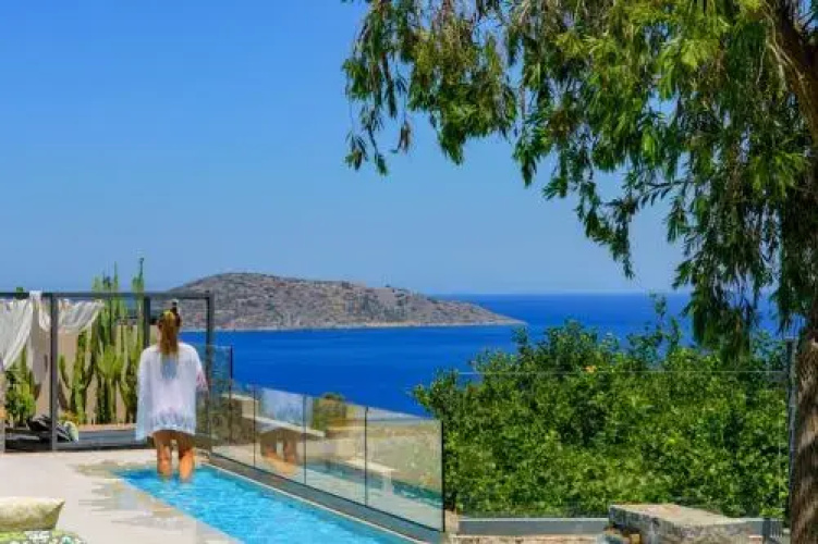 Anemos Luxury Villas