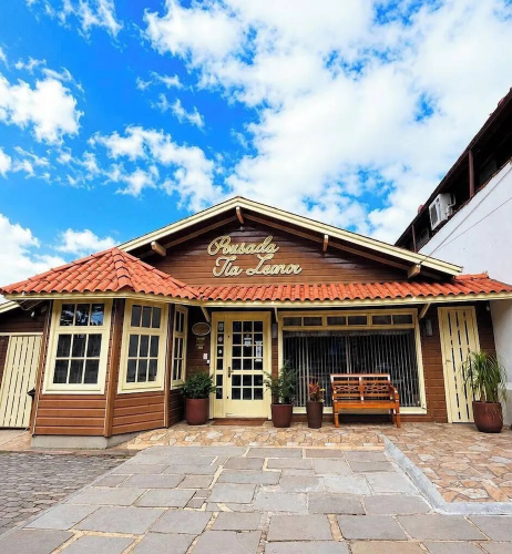 Tia Leonor - Gramado
