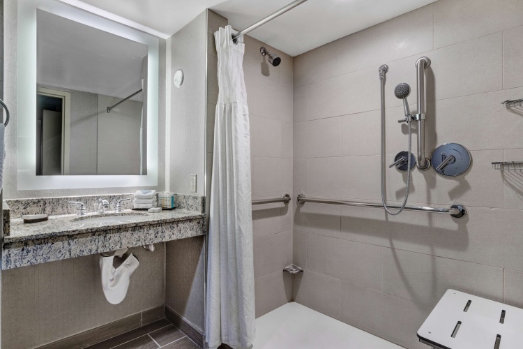 Embassy Suites by Hilton Seattle Bellevue photo 10