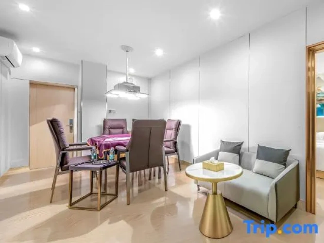 1 Bedroom Suite