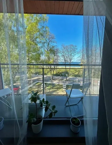Apartment with balcony and with sea view