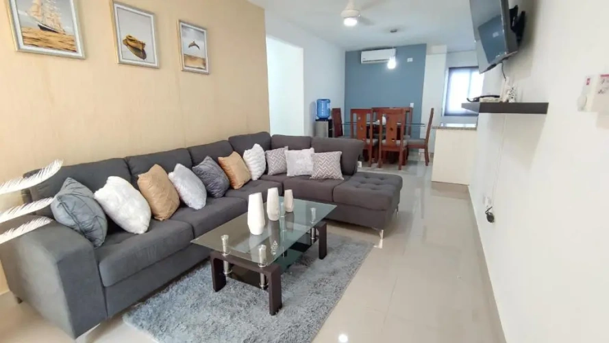 3 Bedrooms Apartment