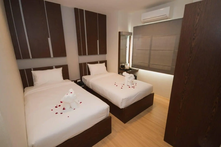 Standard Twin room