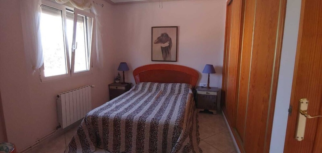 3 Bedrooms Apartment