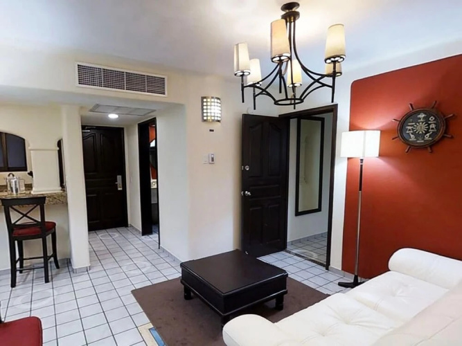 Beautiful Studio JR Suite in Downtown Cabo