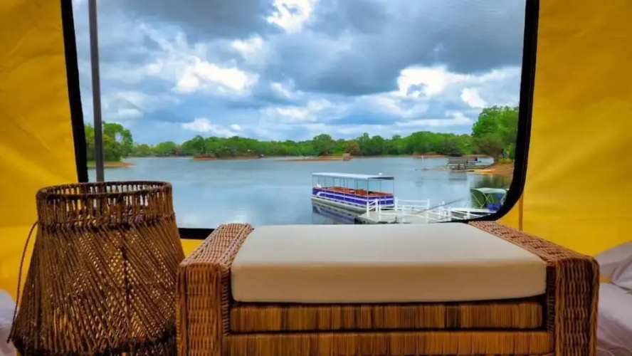 Sofia's Lake Resort