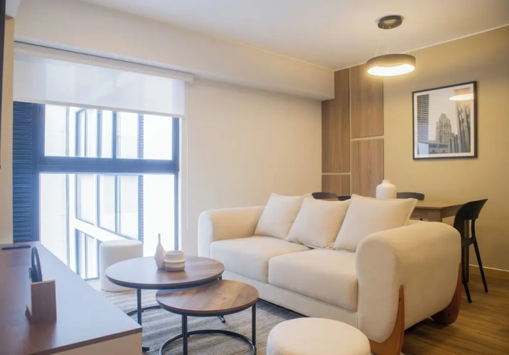 2 Bedrooms Apartment