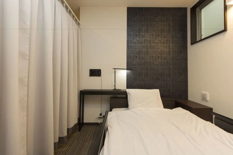Ryoma Nishiooi I - Hostel