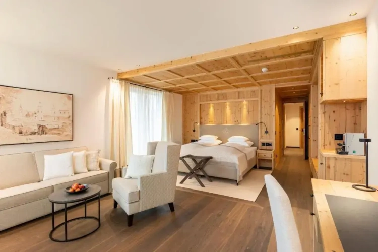 2 Bedrooms Suite