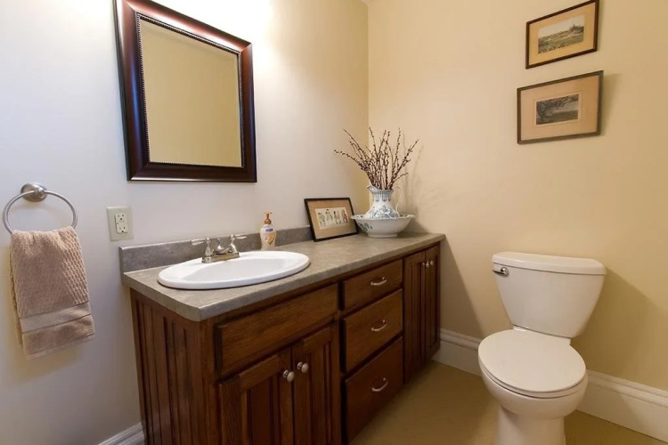 Rayski Guest House