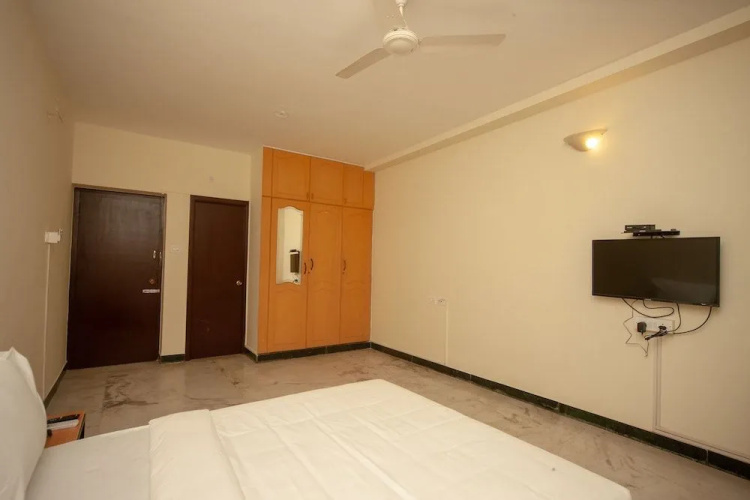 OYO 24150 SilverKey Egmore