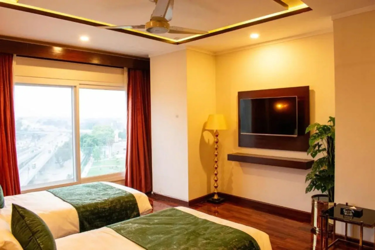 Hotel Tourmaline